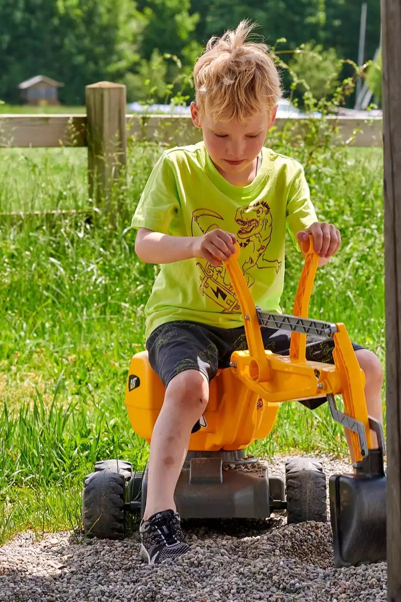 Kinderurlaub Chiemsee Bauernhof Naturerlebnis Spielscheune